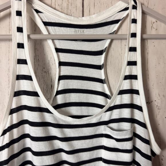 A.n.a Women's Black and White Striped Racerback Tank Top Sz S NWT - Picture 3 of 8